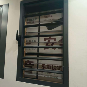 70-Series-Glass-Louver-Window