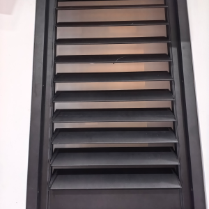 Lift‑Operated-Aluminium-Louver-Window